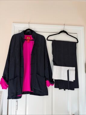 Shanghai Tang Silk Jacquard Tang Silk Mandarin Collar Navy Jacket and Pants